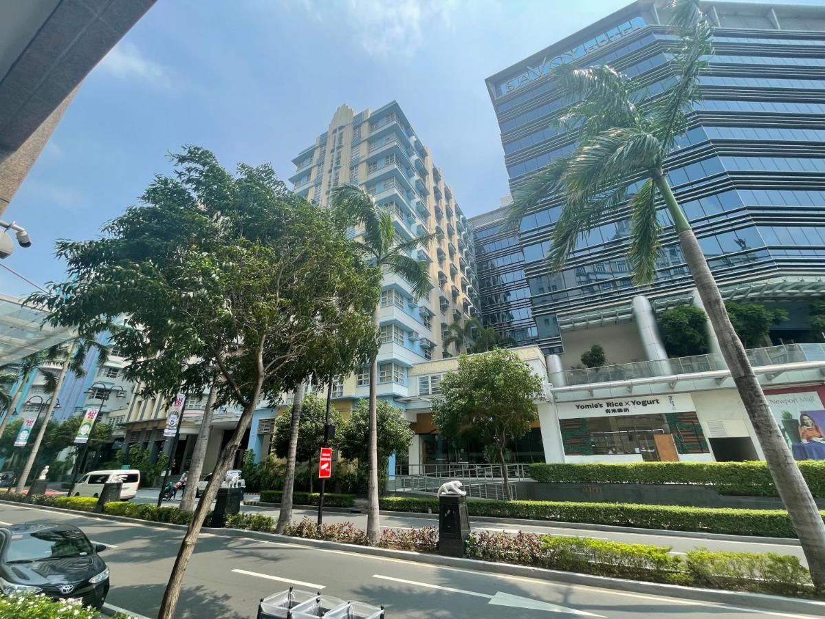 4J North Wing - 150 Newport Boulevard, Near Terminal3 Airport Manila Exterior photo