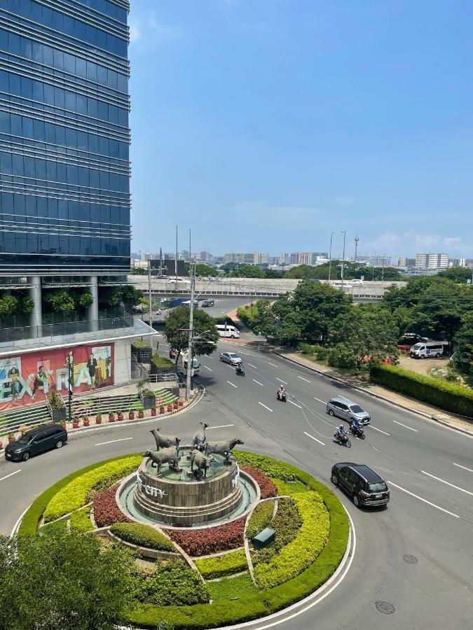 4J North Wing - 150 Newport Boulevard, Near Terminal3 Airport Manila Exterior photo